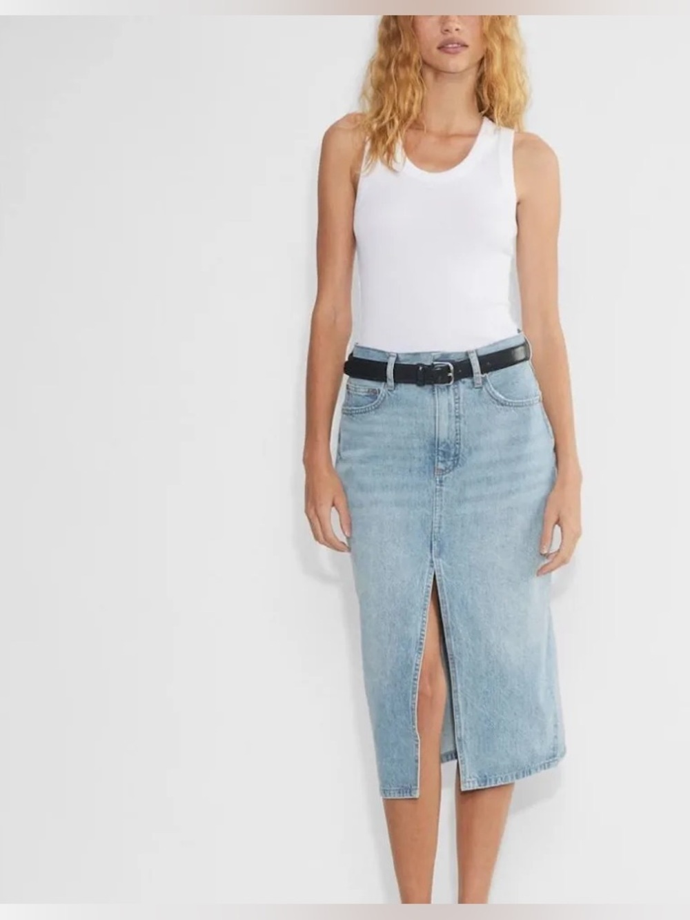 Aritzia Denim Forum The '90s Halle Denim Skirt